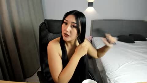 Snapshot of yunamini chatting on November 2025 07:14:01 PM Yuna online show from November 2025 07:14:01 PM