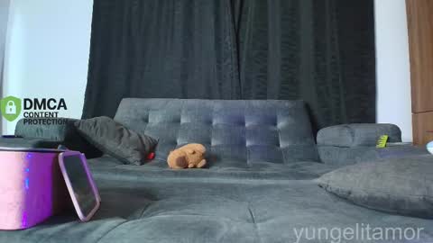 Snapshot of yungelitamor_ chatting on November 2025 05:08:02 AM ELITA online show from November 2025 05:08:02 AM