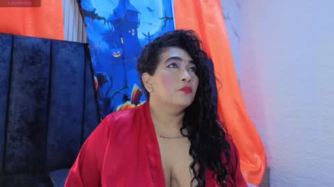 yunkeyc online show from October 2025 01:53:02 AM