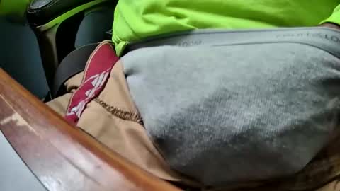 yuppers1234 online show from October 2025 06:10:01 PM