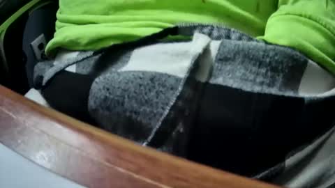 yuppers1234 online show from November 2025 06:50:02 PM