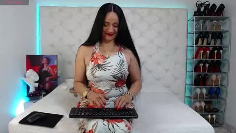 Snapshot of yury_m2_ chatting on October 2025 03:17:01 AM 2 online show from October 2025 03:17:01 AM