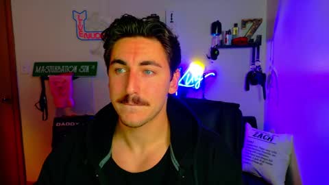 Snapshot of zach_rhyder chatting on November 2025 02:32:02 AM Zach Rhyder online show from November 2025 02:32:02 AM