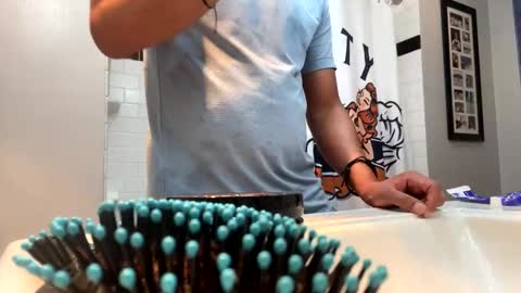 zachwest6864 online show from October 2025 06:25:02 PM