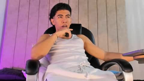 Snapshot of zack_conor chatting on March 2025 12:48:01 PM zack conor online show from March 2025 12:48:01 PM