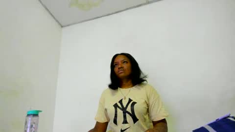 Zamara   online show from January 2025 02:04:01 AM