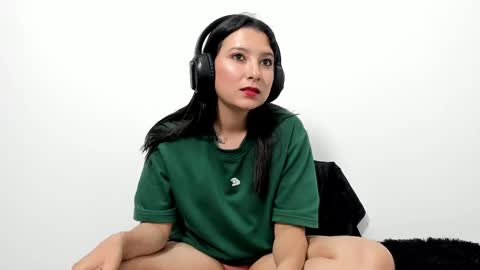 zammii69 online show from October 2025 10:19:02 PM