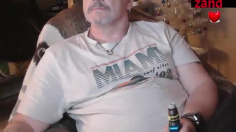 Snapshot of zander007 chatting on October 2025 03:42:02 PM zander007 online show from October 2025 03:42:02 PM