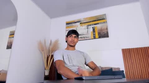 Zander online show from September 2025 01:16:02 PM