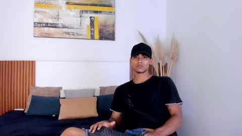 Zander online show from October 2025 01:07:01 PM