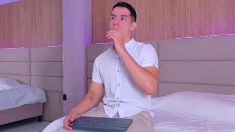 Zane Dawson online show from October 2025 07:44:02 PM