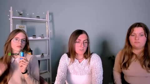 zara_shine_ online show from October 2025 02:40:02 PM