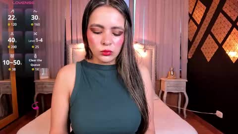 zara_smtih online show from October 2025 11:05:02 AM