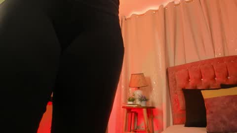 Zara . online show from October 2025 12:09:02 PM