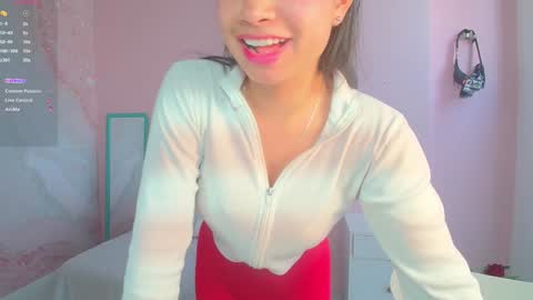 Zarah  online show from February 2025 03:04:01 PM