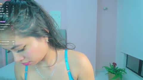 Zarah  online show from February 2025 02:23:01 AM