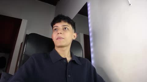 Zarek online show from October 2025 08:09:02 PM