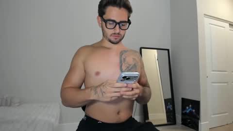 Snapshot of zaylanez chatting on November 2025 07:29:01 AM Zay lanez online show from November 2025 07:29:01 AM