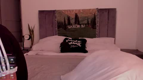 Hii im Zay.                 I save money for education. PVT Open. online show from November 2025 08:00:02 AM