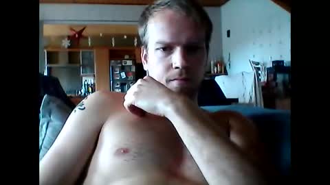 zblondyfrenchy online show from December 2024 01:27:02 PM