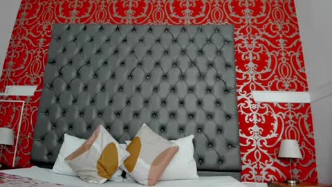 Snapshot of zean_lee chatting on February 2025 11:01:02 AM Karolyne online show from February 2025 11:01:02 AM