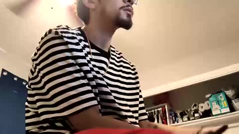 zeeko2323 online show from December 2024 08:04:02 PM