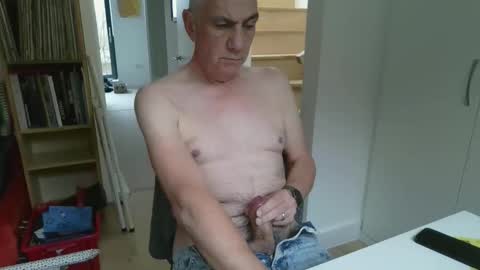 zeep16 online show from November 2025 10:15:02 AM