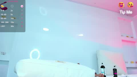 Zenda Evans online show from December 2024 07:33:02 AM