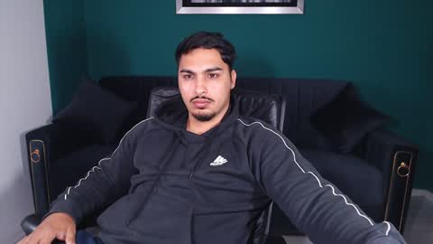 Snapshot of zenobaro chatting on January 2025 10:40:01 AM zenobaro online show from January 2025 10:40:01 AM