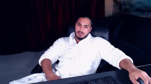 Snapshot of zenobaro chatting on October 2025 07:56:01 PM zenobaro online show from October 2025 07:56:01 PM