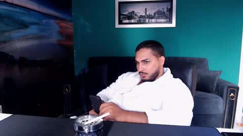 Snapshot of zenobaro chatting on October 2025 01:53:02 PM zenobaro online show from October 2025 01:53:02 PM