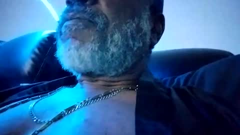 zenyatta233 online show from September 2025 12:32:01 AM