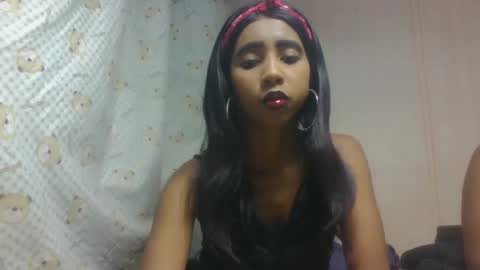 zeolineess online show from October 2025 12:58:01 PM