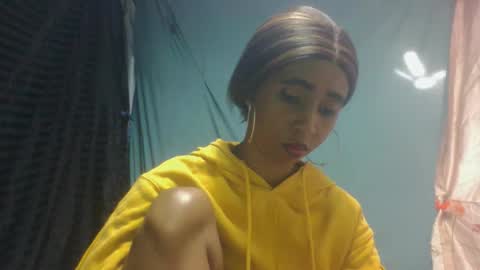 zeolineess online show from October 2025 04:05:01 AM