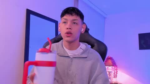 zeus_blaze online show from September 2025 08:41:02 AM