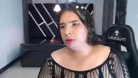 zhaily_ch online show from September 2025 05:13:01 PM