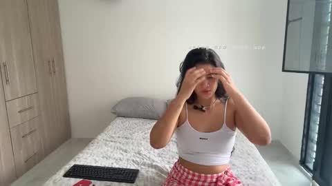 zhendaya23 online show from October 2025 04:39:01 PM