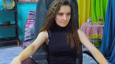 zianichols online show from January 2025 08:49:02 PM