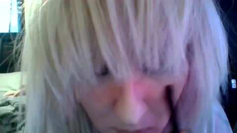 Snapshot of zielloos chatting on December 2024 07:53:02 PM Zielloos online show from December 2024 07:53:02 PM