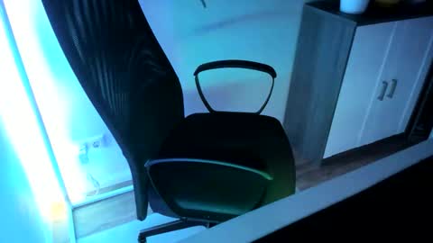 ziemlichflutschig online show from October 2025 05:11:02 AM