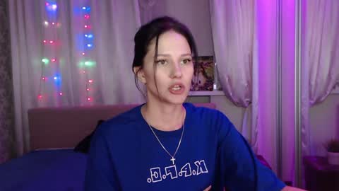Zlata online show from January 2025 12:44:02 PM