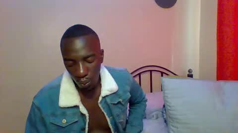 Zlatann2012 online show from January 2025 09:24:02 AM