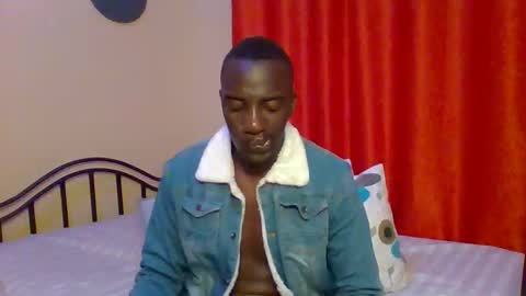 Zlatann2012 online show from January 2025 02:21:02 AM