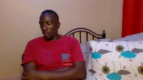 Zlatann2012 online show from January 2025 07:00:02 PM