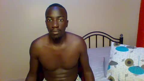 Zlatann2012 online show from January 2025 08:33:01 PM