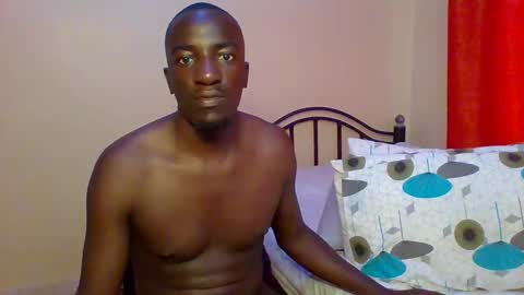 Zlatann2012 online show from February 2025 03:10:02 PM