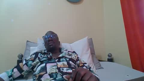 Zlatann2012 online show from September 2025 09:25:02 AM