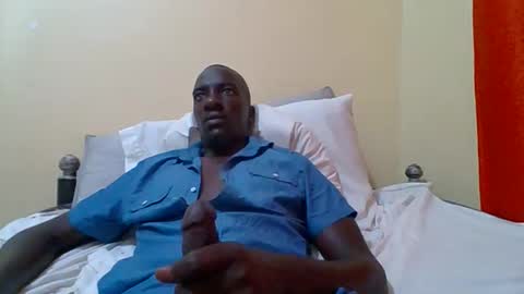 Zlatann2012 online show from October 2025 08:29:02 PM