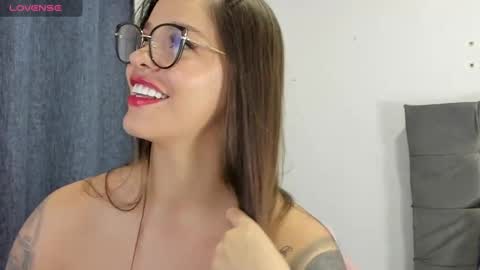 ZOE online show from February 2025 05:23:02 AM