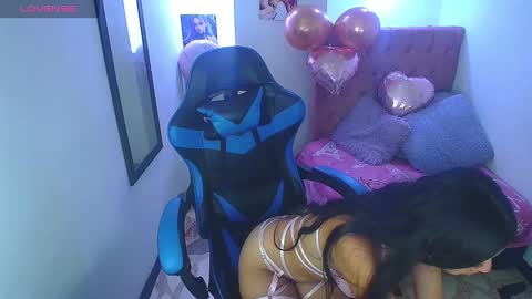 Snapshot of zoe_connor19 chatting on February 2025 08:53:01 PM Z O E online show from February 2025 08:53:01 PM